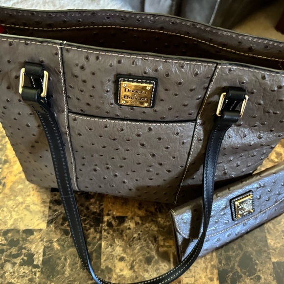 Dooney & Bourke Gray Tote Bag with Matching Wallet - Picture 7 of 7